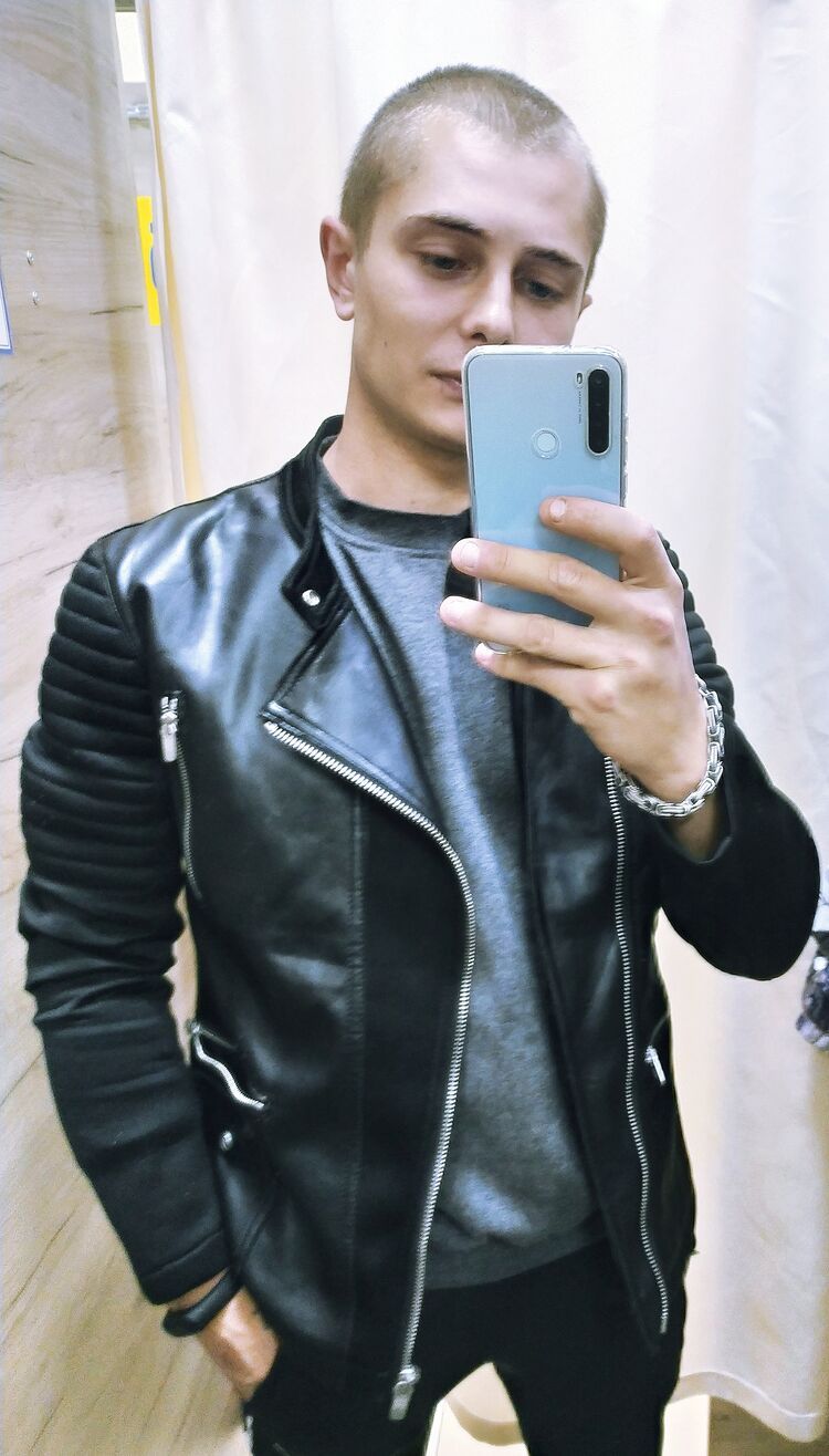  ,   Artem, 29 ,   ,   