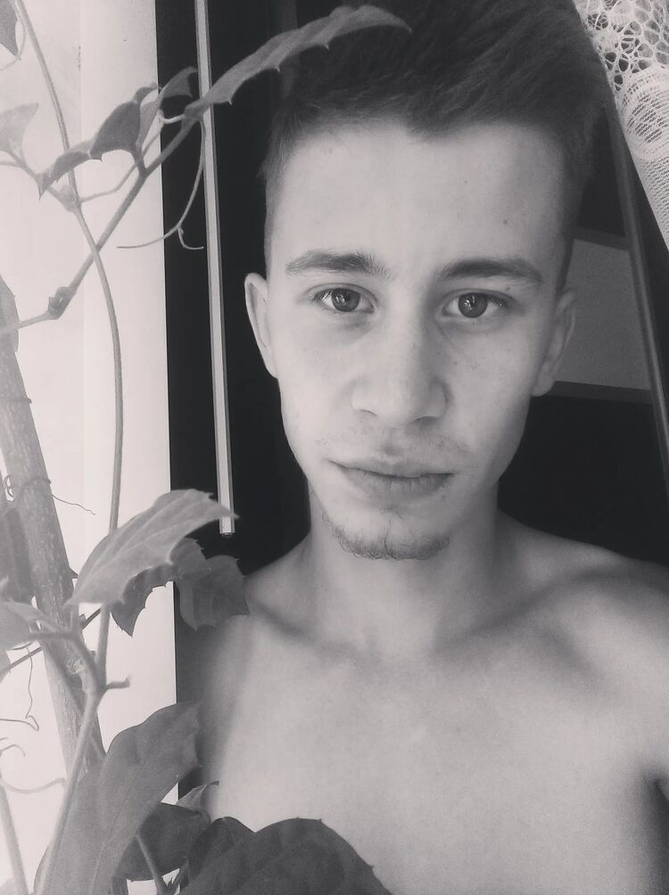 ���������� ��������, ���� ����� Leo, 25 ���, ������������ ��� ������, ����� � ���������