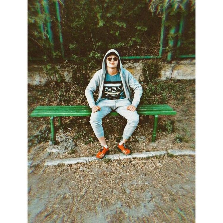  20338170  Stefan, 23 ,    