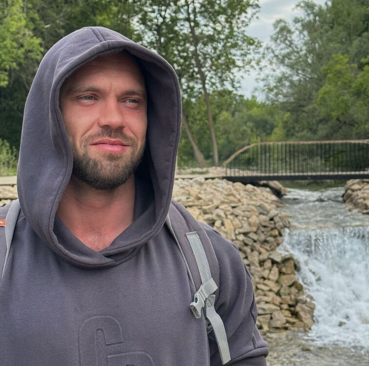 ���� 38103990 ������� ����, 33 ����, ���� ���������� � �����