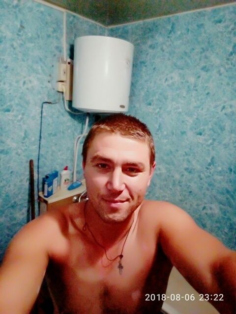  45937930  , 32 ,    