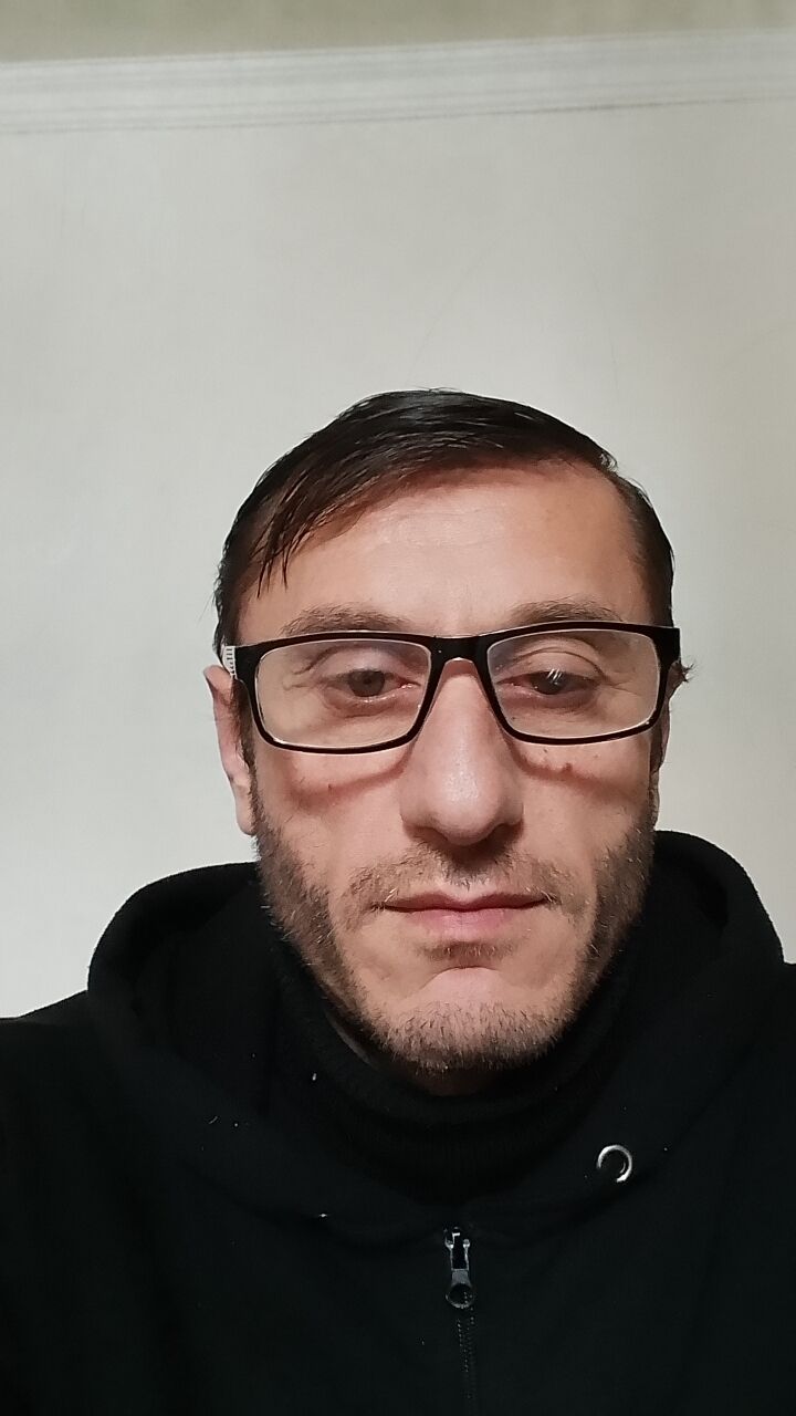  ,   Nikoloz, 46 ,   ,   