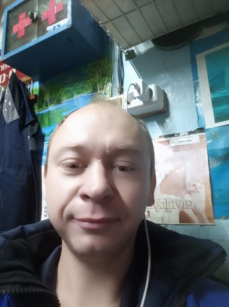  46124770  , 40 ,    