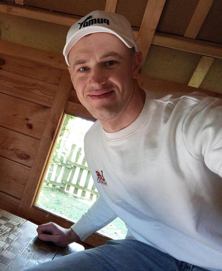  Radlice,   Valeriy, 36 ,   ,   , c , 