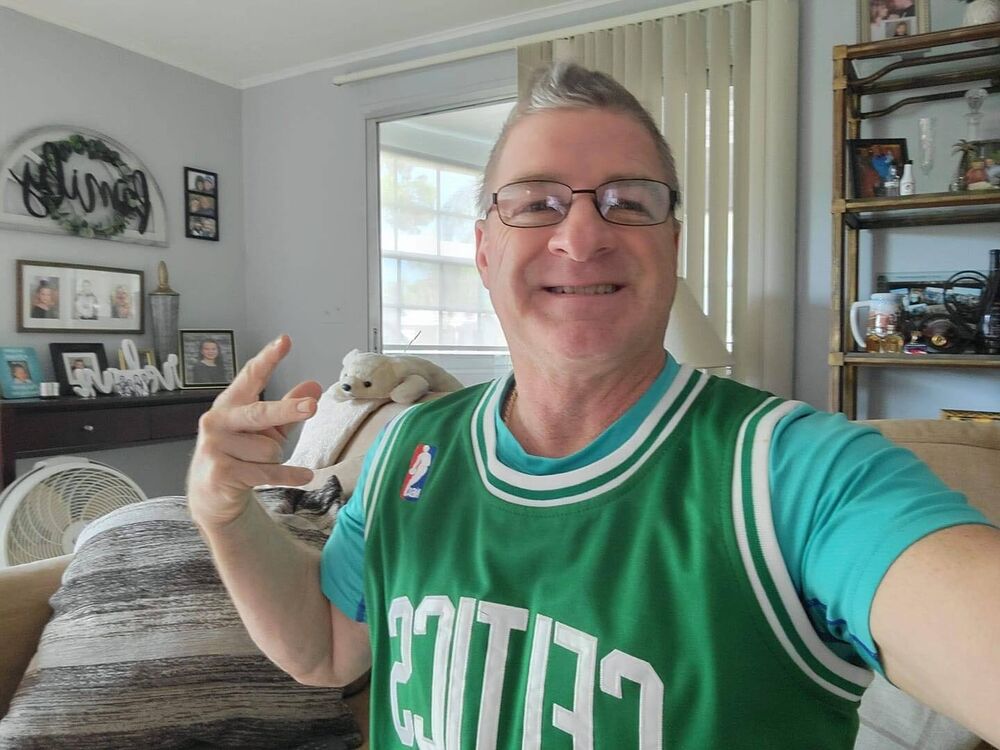  53536380  Damien, 55 ,    Berryville