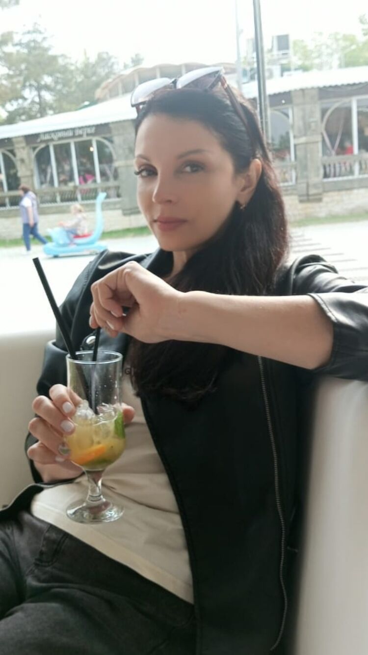  --,   , 42 ,   ,   , c 