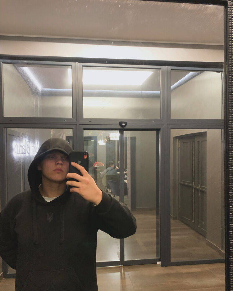  47696910  , 21 ,     