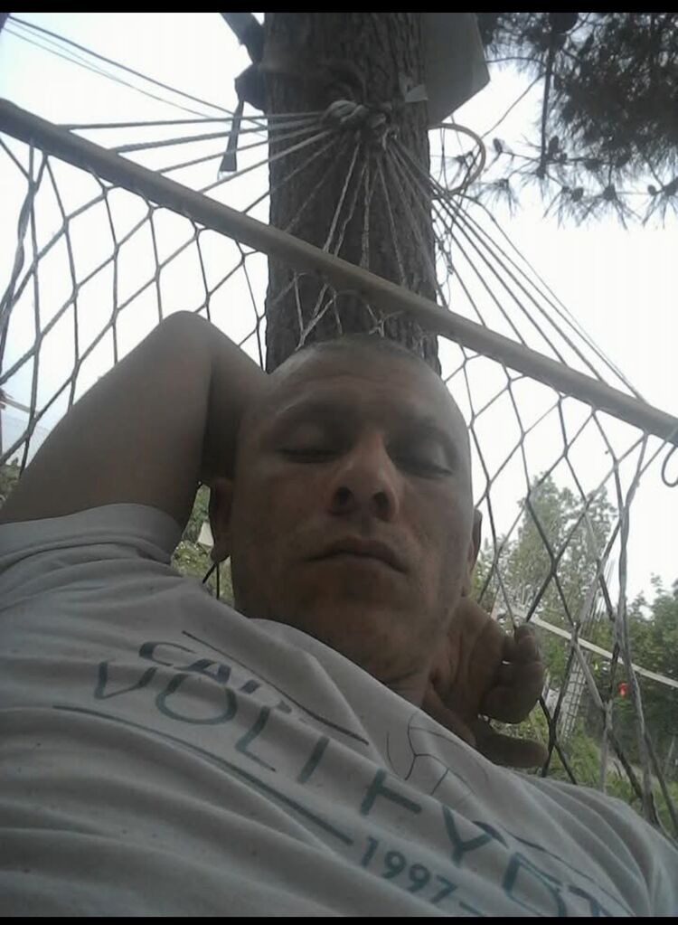  49506130  Yilmaz, 43 ,    
