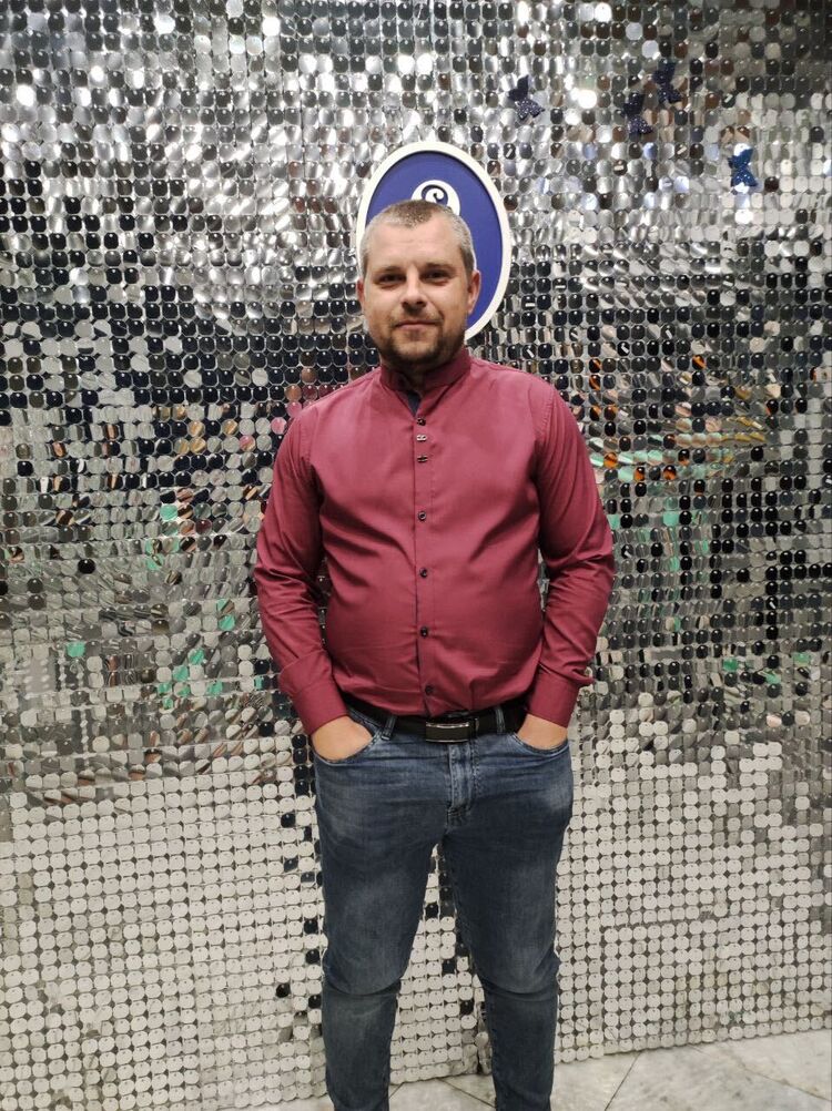  44926910  , 31 ,    