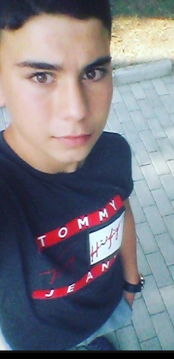  18220270  Albert, 26 ,    