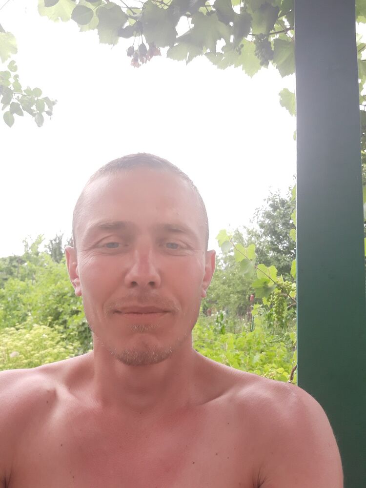  ,   Vitaliy, 39 ,   