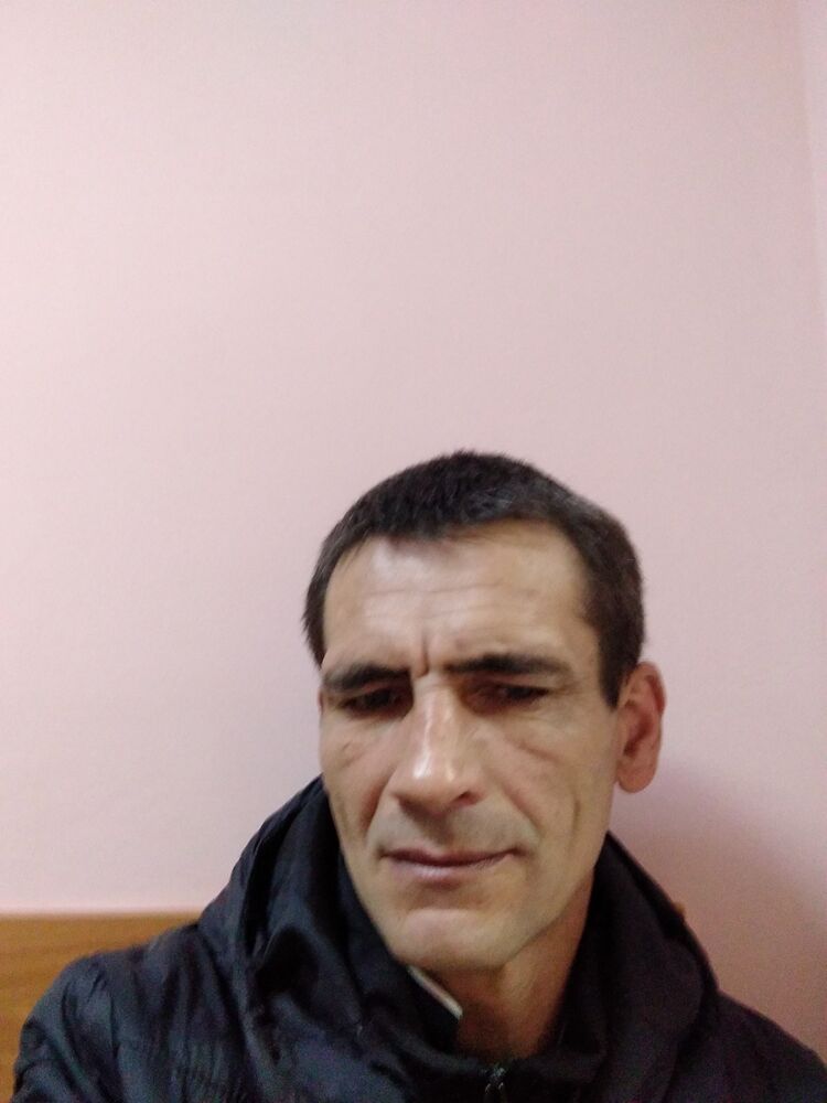  ,   Alexander, 51 ,   c 
