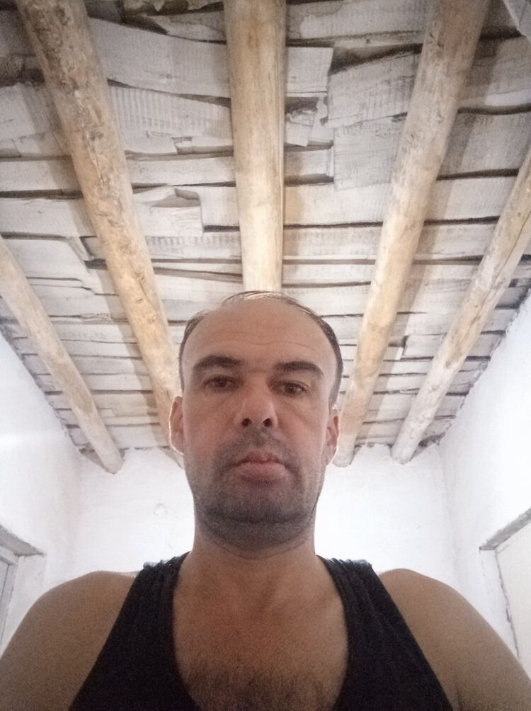  ,   Bayram, 44 ,   ,   , c 