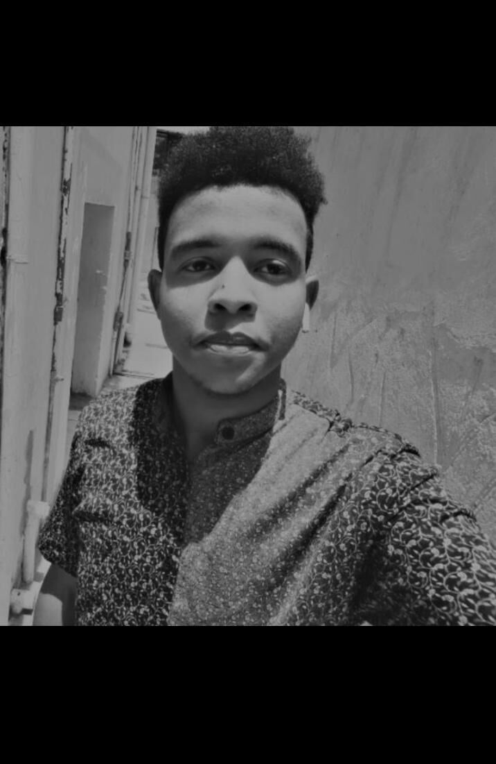  25748820  Ahmed, 24 ,    