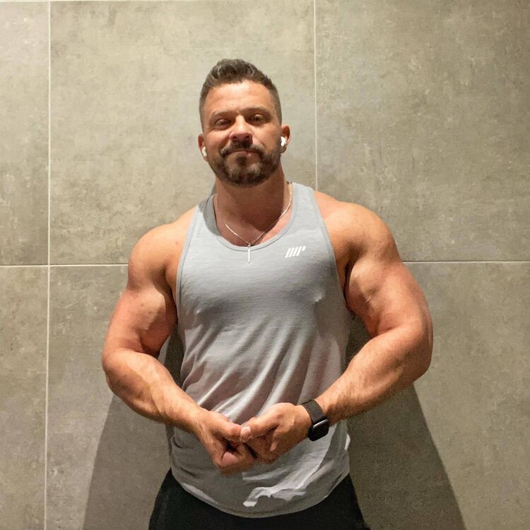  43997810  , 39 ,    