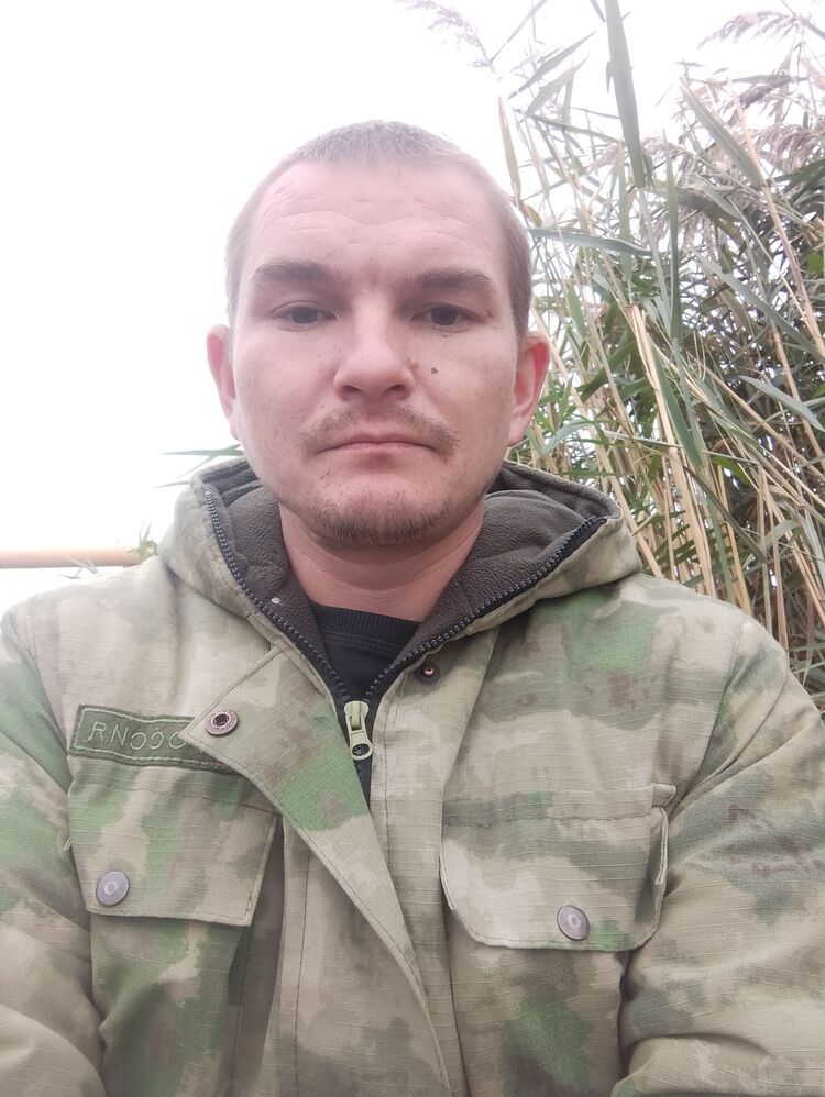  ,   Pavel, 32 ,     , c , 