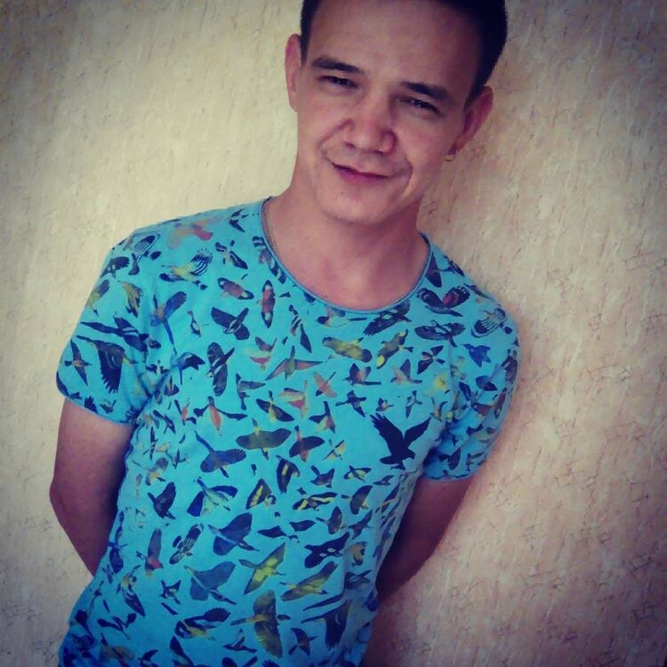  13799020  Shnur, 32 ,    