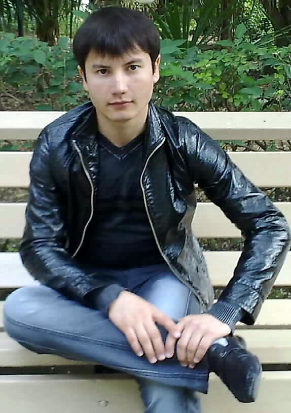  4978890  Adxam, 37 ,    