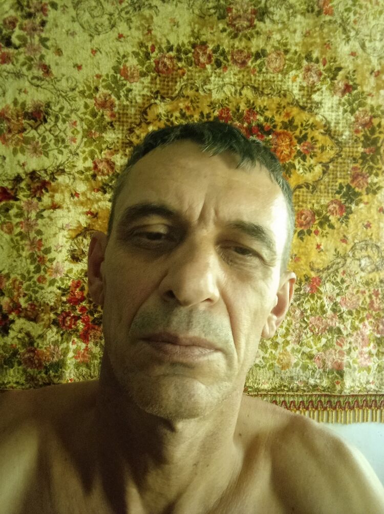  28380930  , 46 ,    