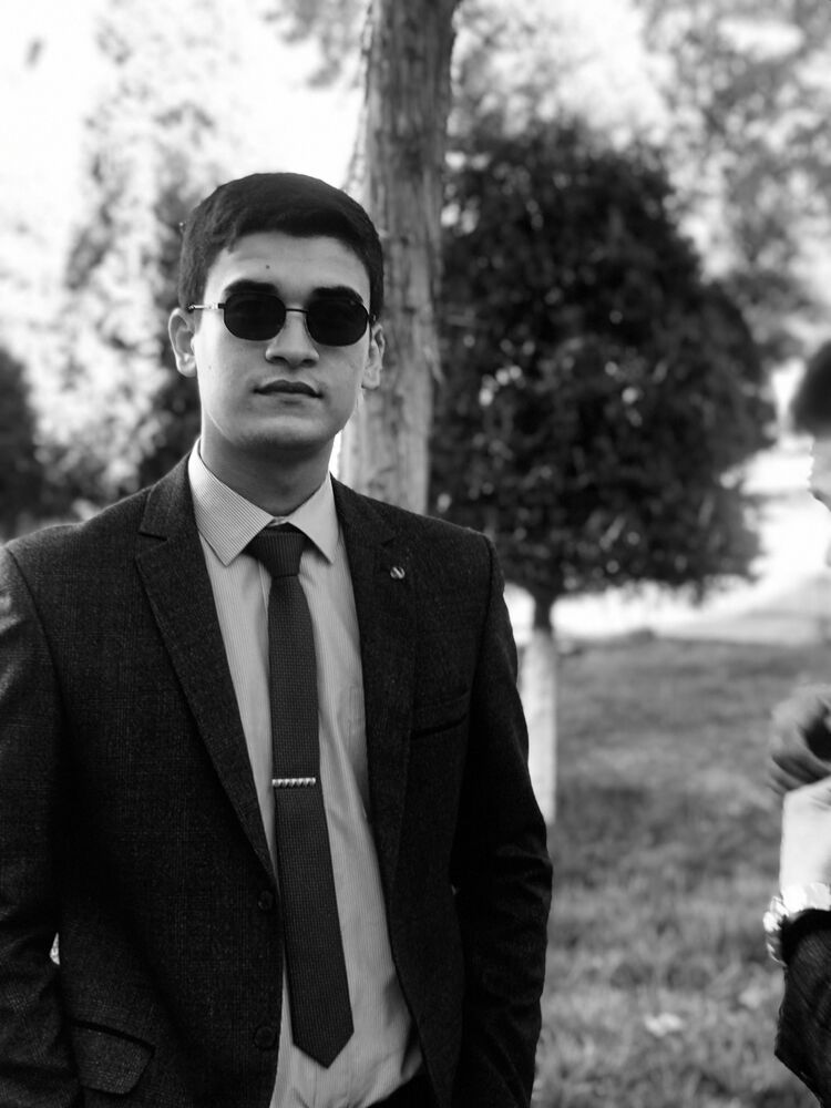  31824420  Amir, 25 ,    