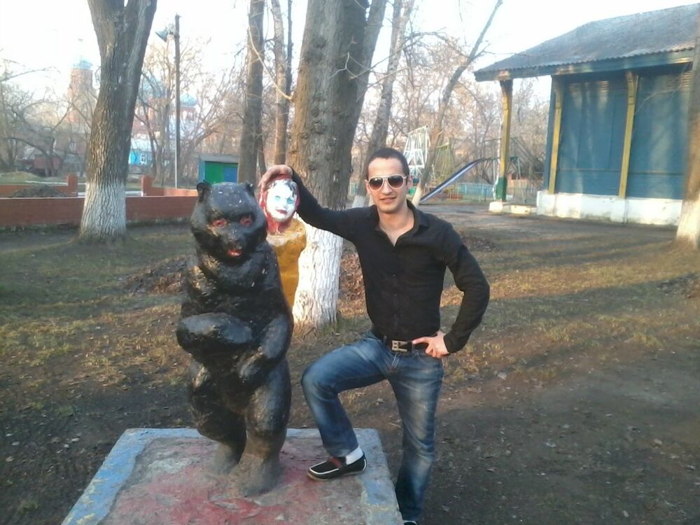  51503030  Sargis, 36 ,    