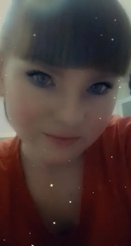  34477330  Ksenia, 20 ,    