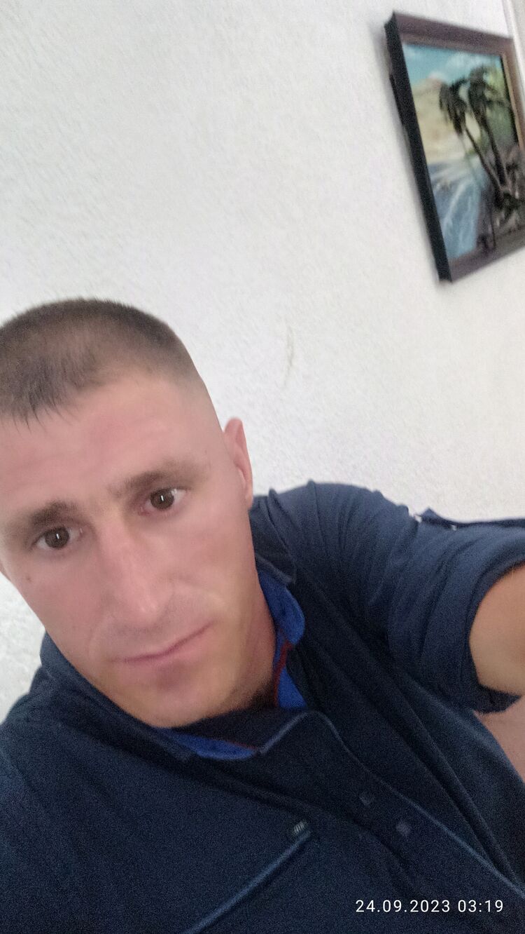  ,   Costea, 37 ,   ,   