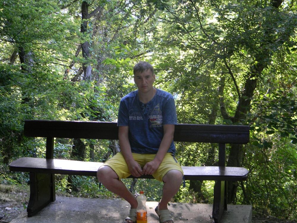  ,   Artyom, 37 ,   ,   , 