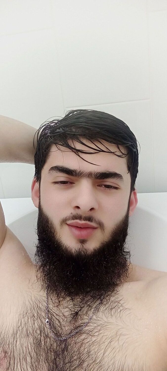  54090740  Bobow, 22 ,    