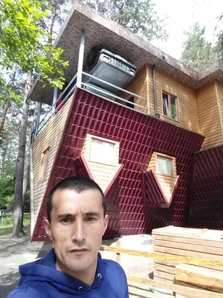  ,   Ahmadillo, 36 ,     , c 