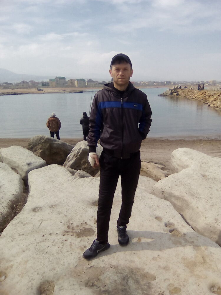  9586180  Den, 44 ,    