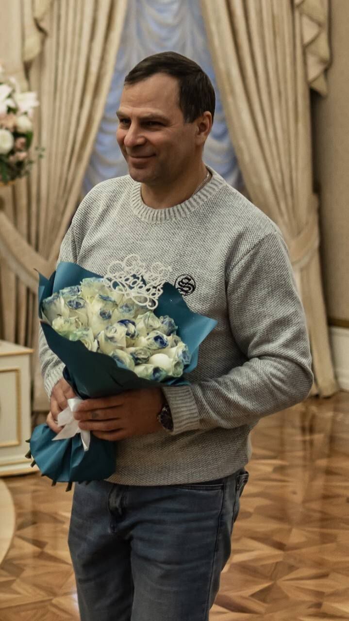  47373990  , 52 ,    