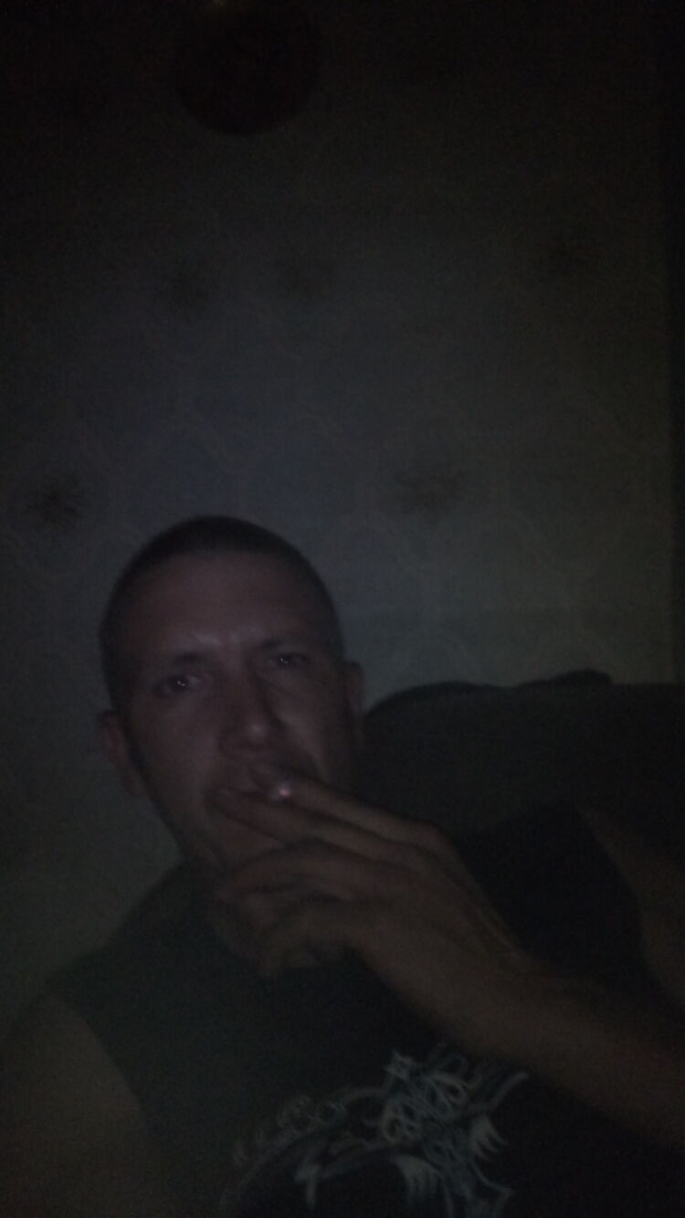  22928460  , 40 ,    
