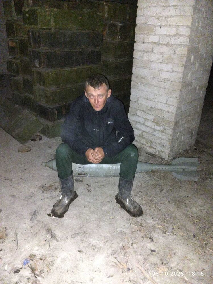  43396410  , 40 ,    