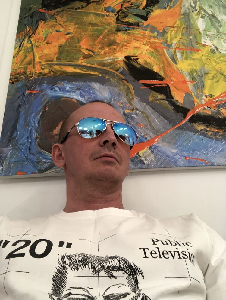  52704340  , 45 ,    