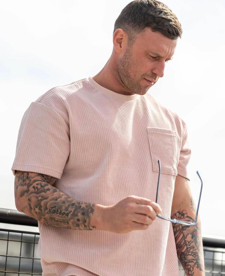  50538420  Mark, 54 ,    -