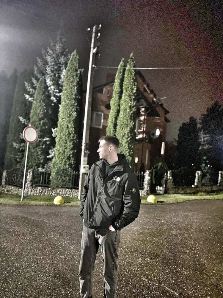  ,   Danil, 22 ,     , c , 