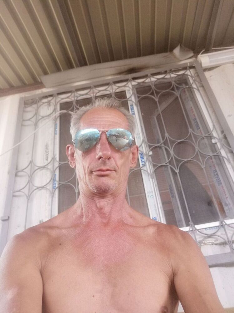  28024210  , 56 ,    