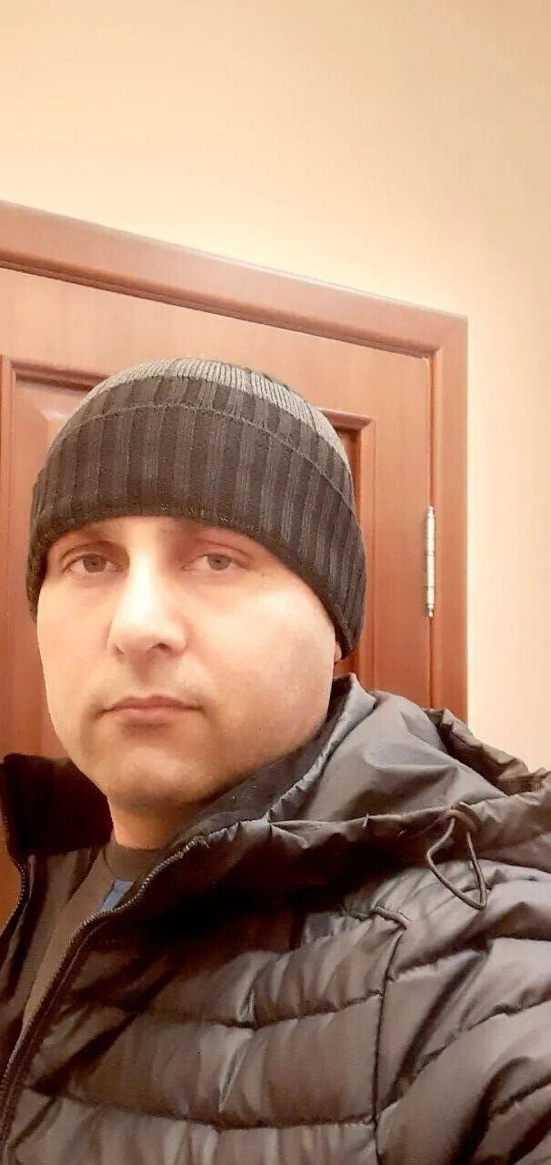 ,   Farukh, 41 ,   ,   