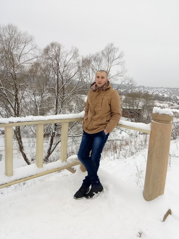  11697750  Vladimir, 34 ,    