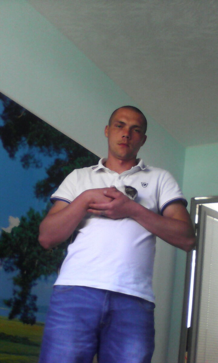  11005260  Aleksandr, 36 ,    