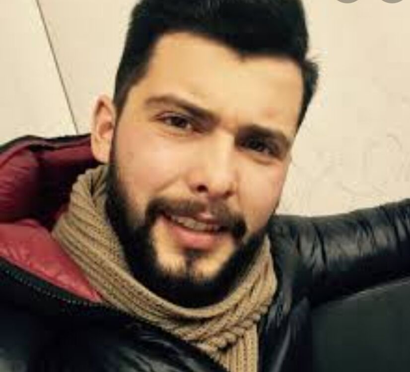  25377090  Kaan, 52 ,    