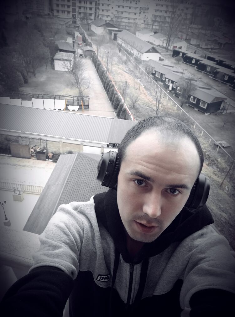  33244580  , 30 ,    