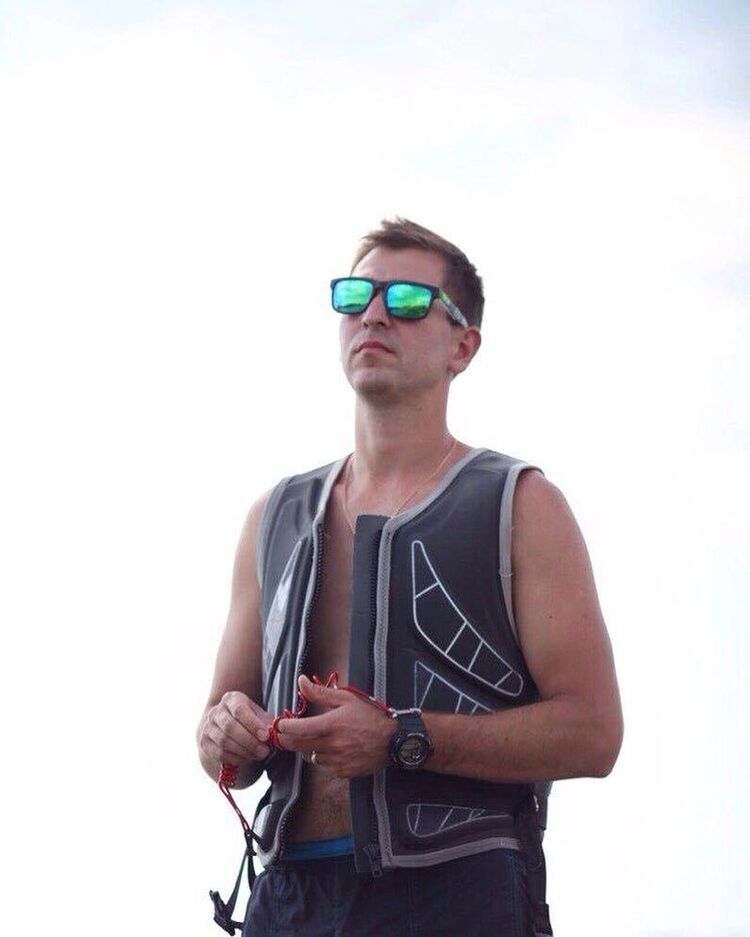 ���������� ������, ���� ������� Dikins, 37 ���, ������������ ��� ������, ����� � ���������, c�������� ���������