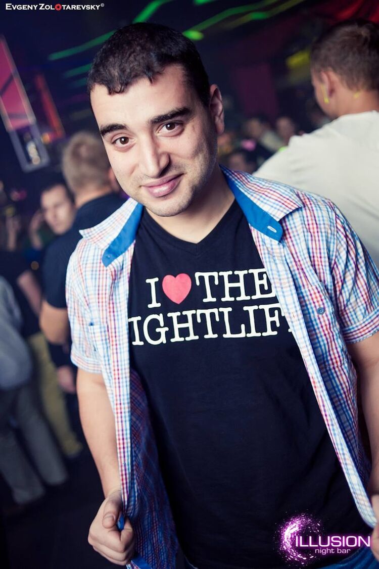  4960180  Slava, 39 ,    