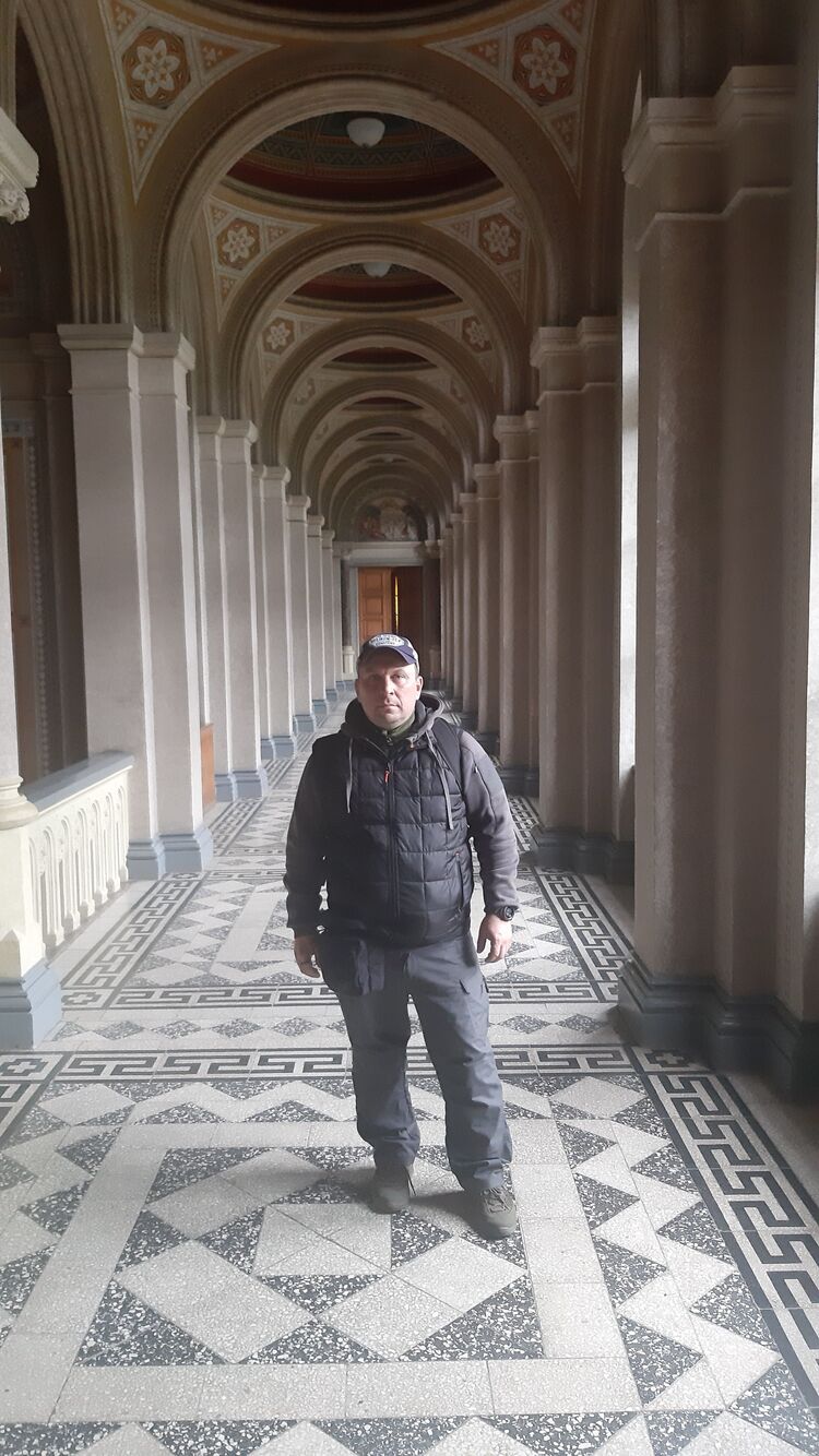  ,   Evgeniy, 46 ,     