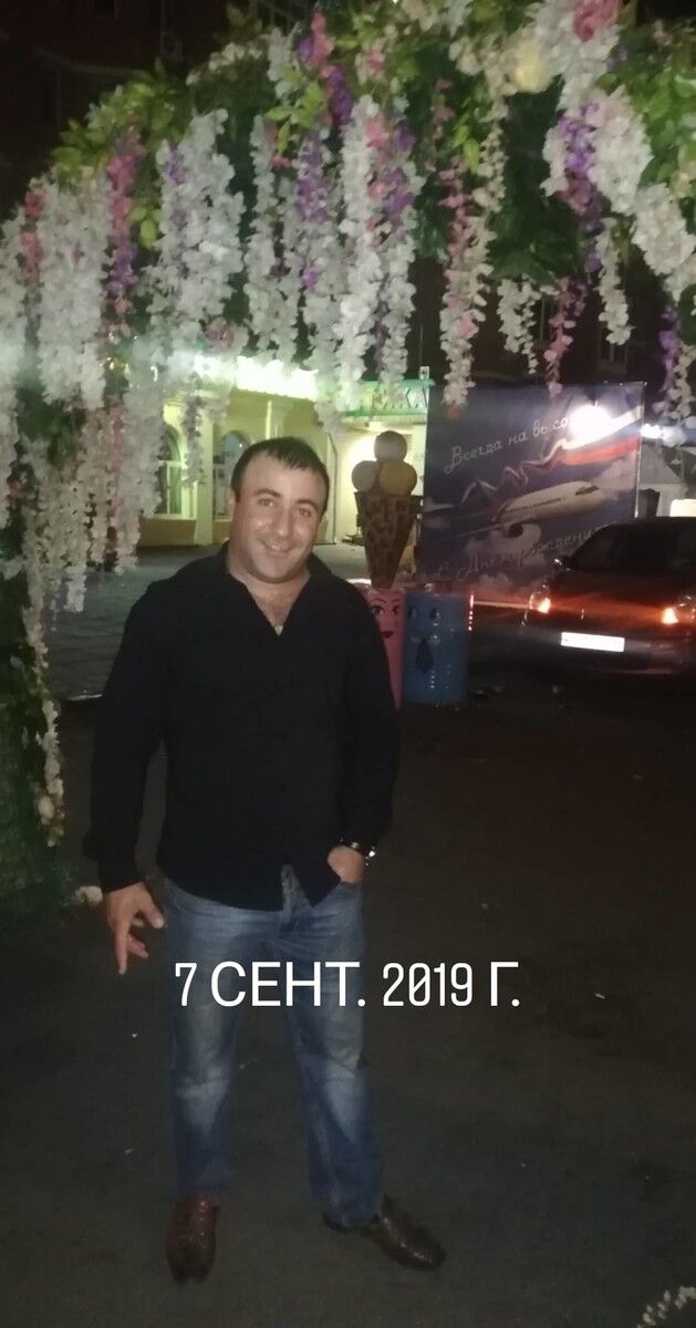  18121380  Harut, 37 ,    