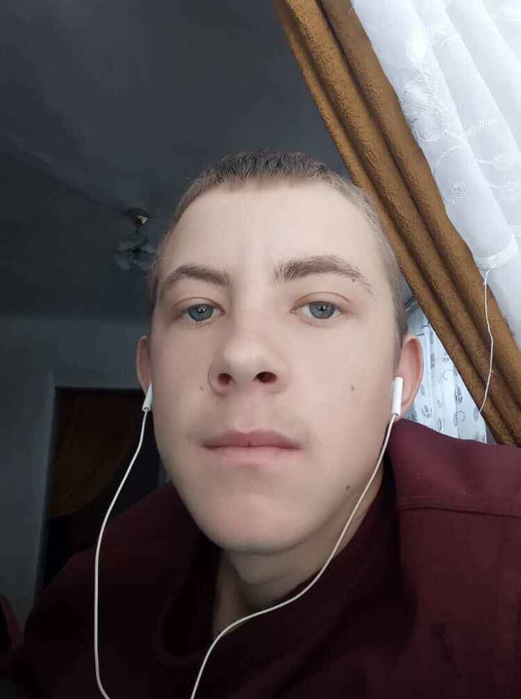 31160890  , 24 ,    