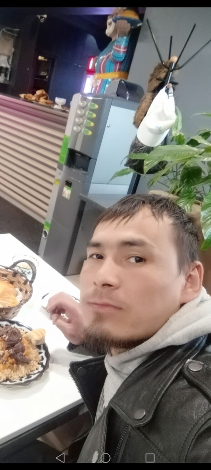  51673670  , 34 ,    -