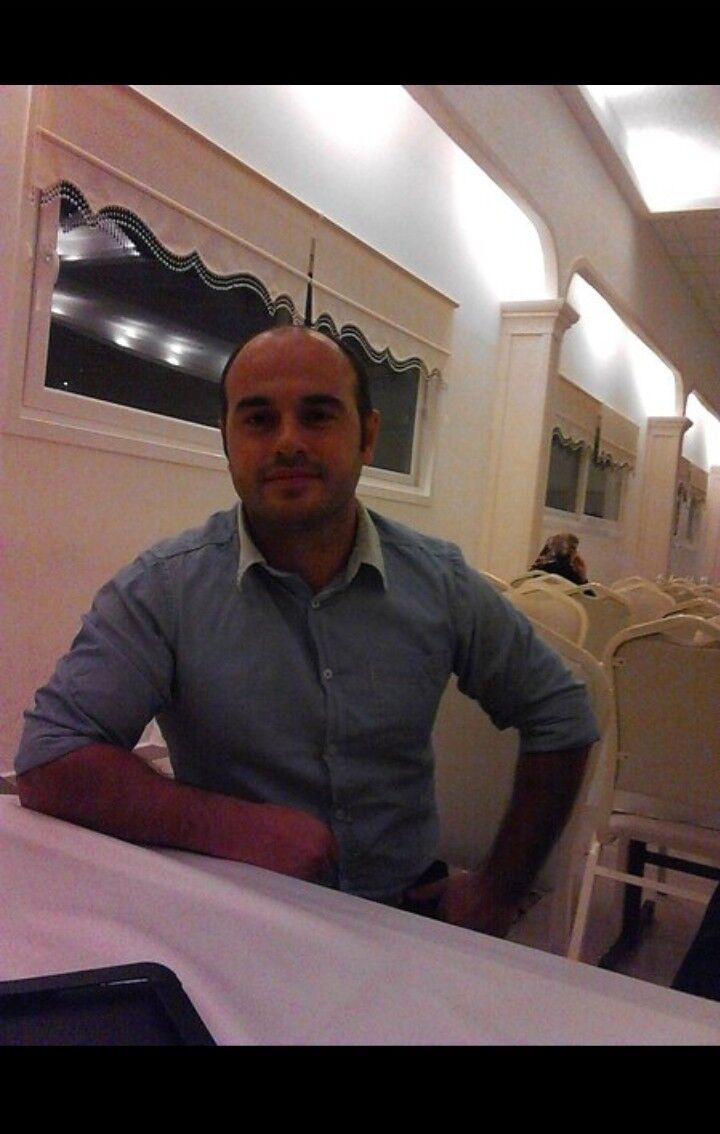  ,   Mestan, 39 ,  